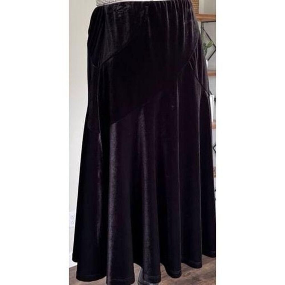 Coldwater Creek black Velvet midi‎ skirt size small - Picture 4 of 8